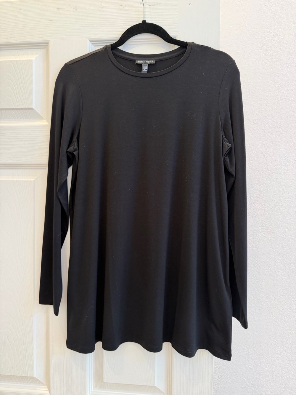 Eileen Fisher Black Long-Sleeve Crewneck Top size Small